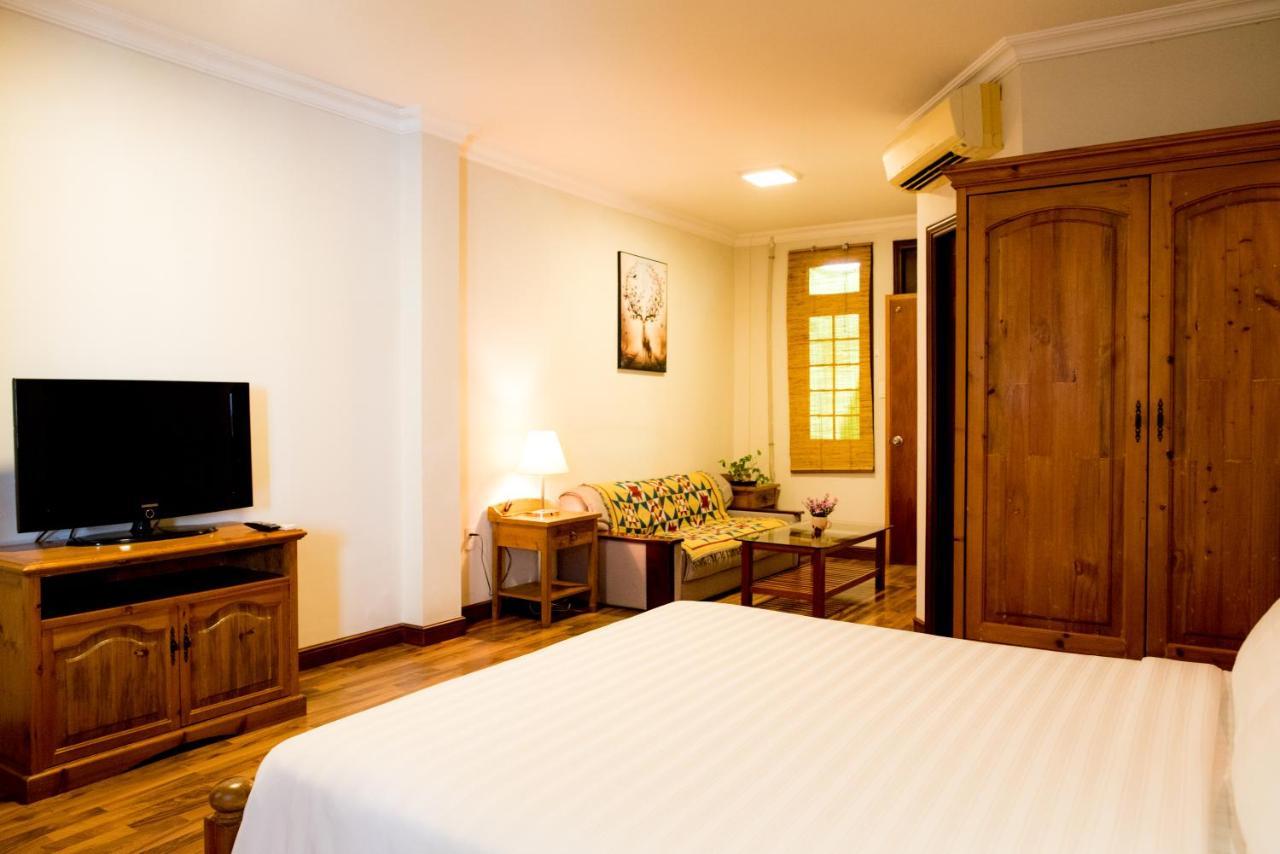 Ba Tra House Hotel Хошимин Екстериор снимка