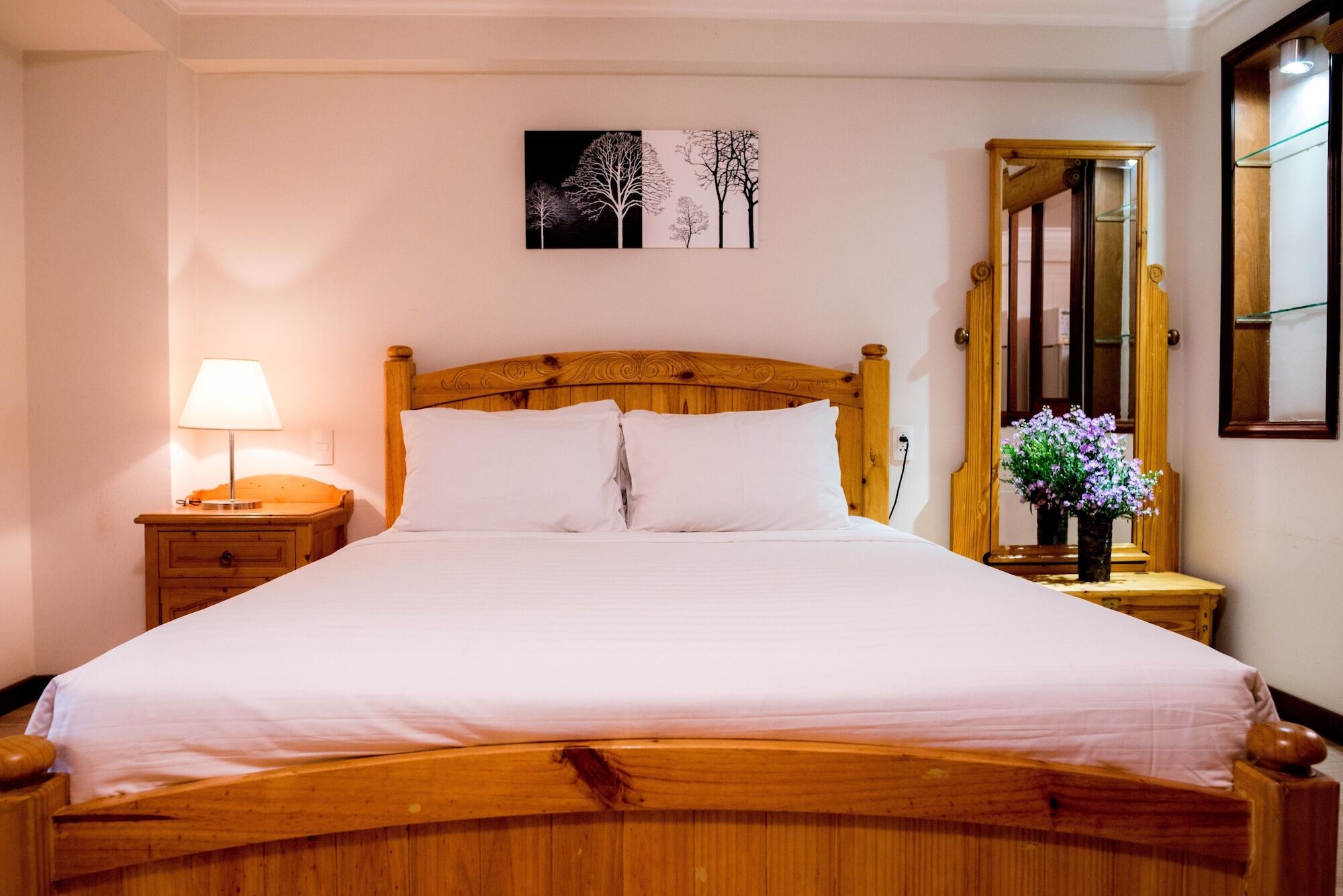Ba Tra House Hotel Хошимин Екстериор снимка